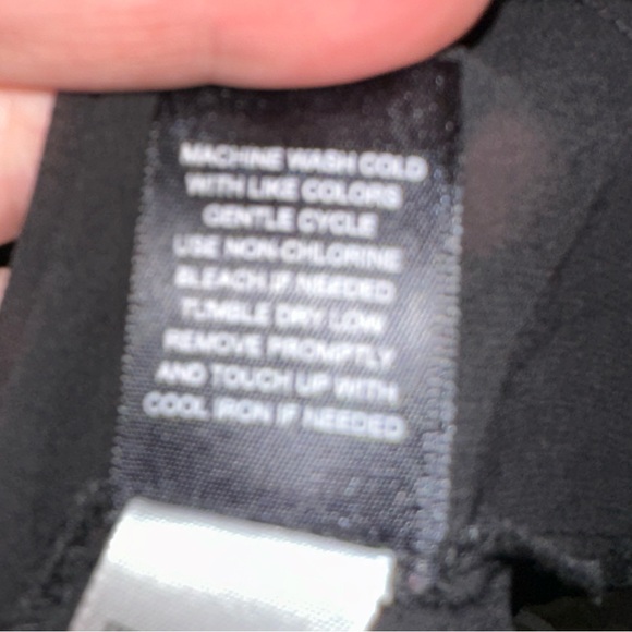 Torrid Button Front High Low Sheer Blouse Size 2 - Picture 11 of 12